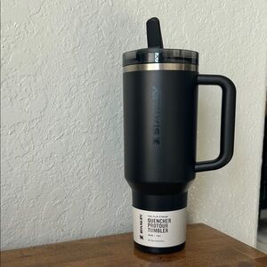 NEW Stanley Matte Black Travel Tumbler 40 oz